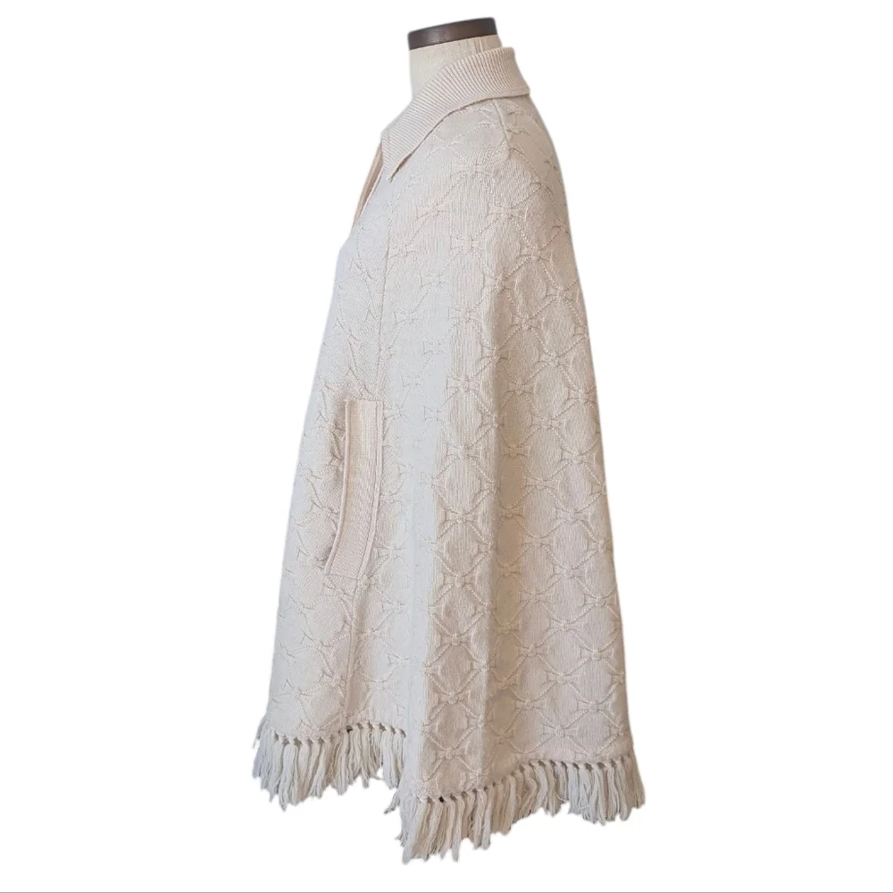 Vintage Cuddle Knit fringed, button up, knit capelet W arm holes. Medium